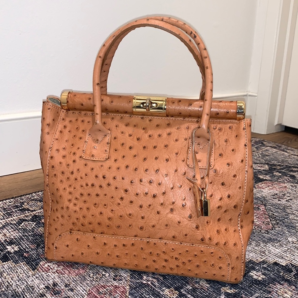 Pelle Di Giada Embossed Leather Ostrich Bag Classic timeless beauty